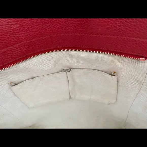 GUCCI Swing Top Handle Bag - Picture 6 of 8